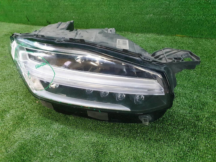Фара правая Volvo XC90 2 (2014-2019) Full LED
