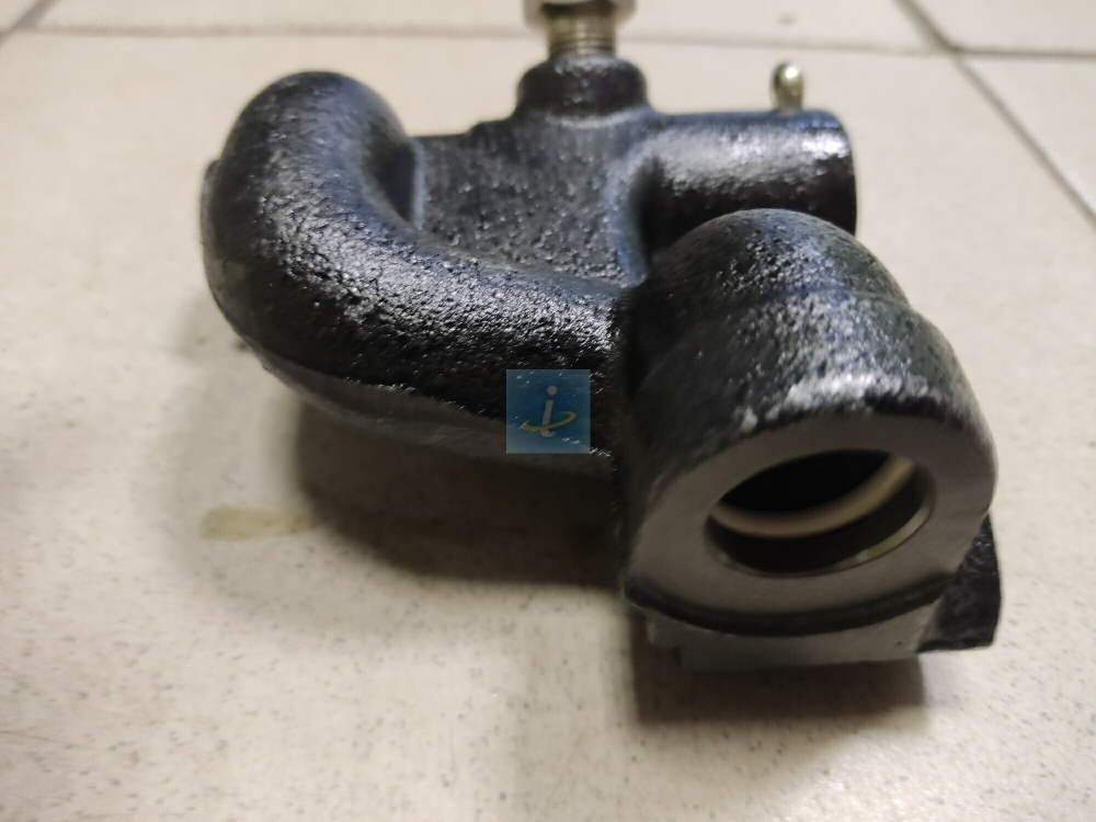 Клапан дифференциальный в сборе 238Б-1011056