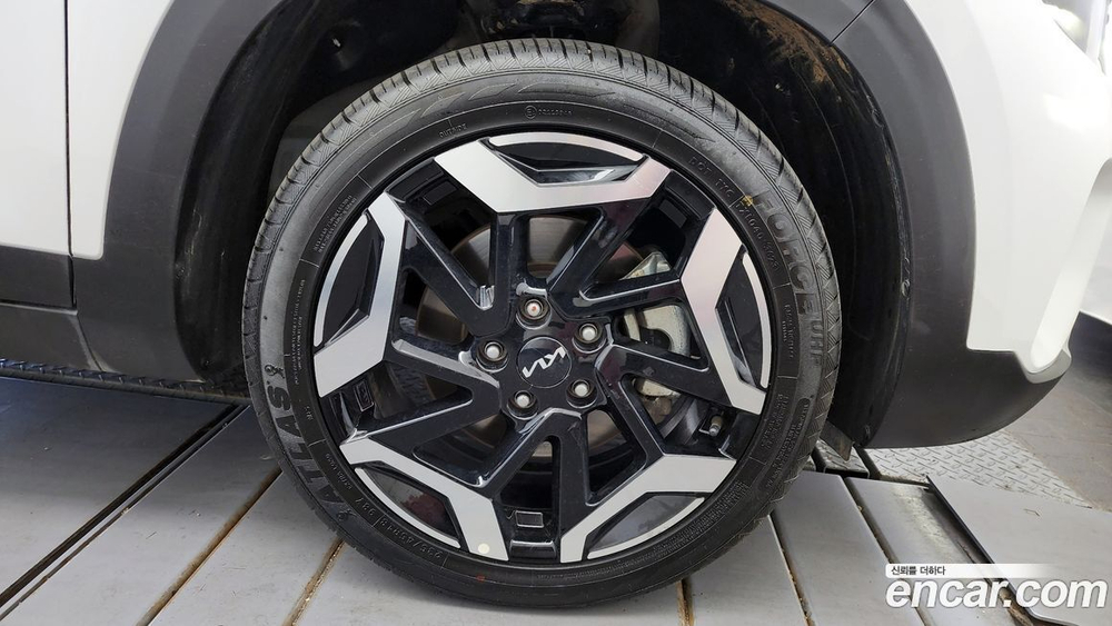Kia The New Seltos Бензин 1.6 Turbo 4WD (02.2023)