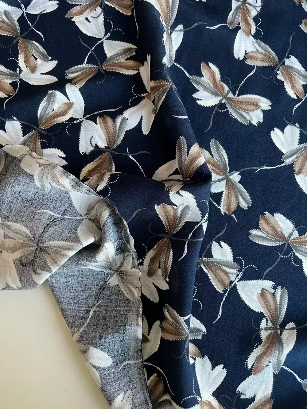 Ткань штапель для шитья 2,4 м плательная вискоза