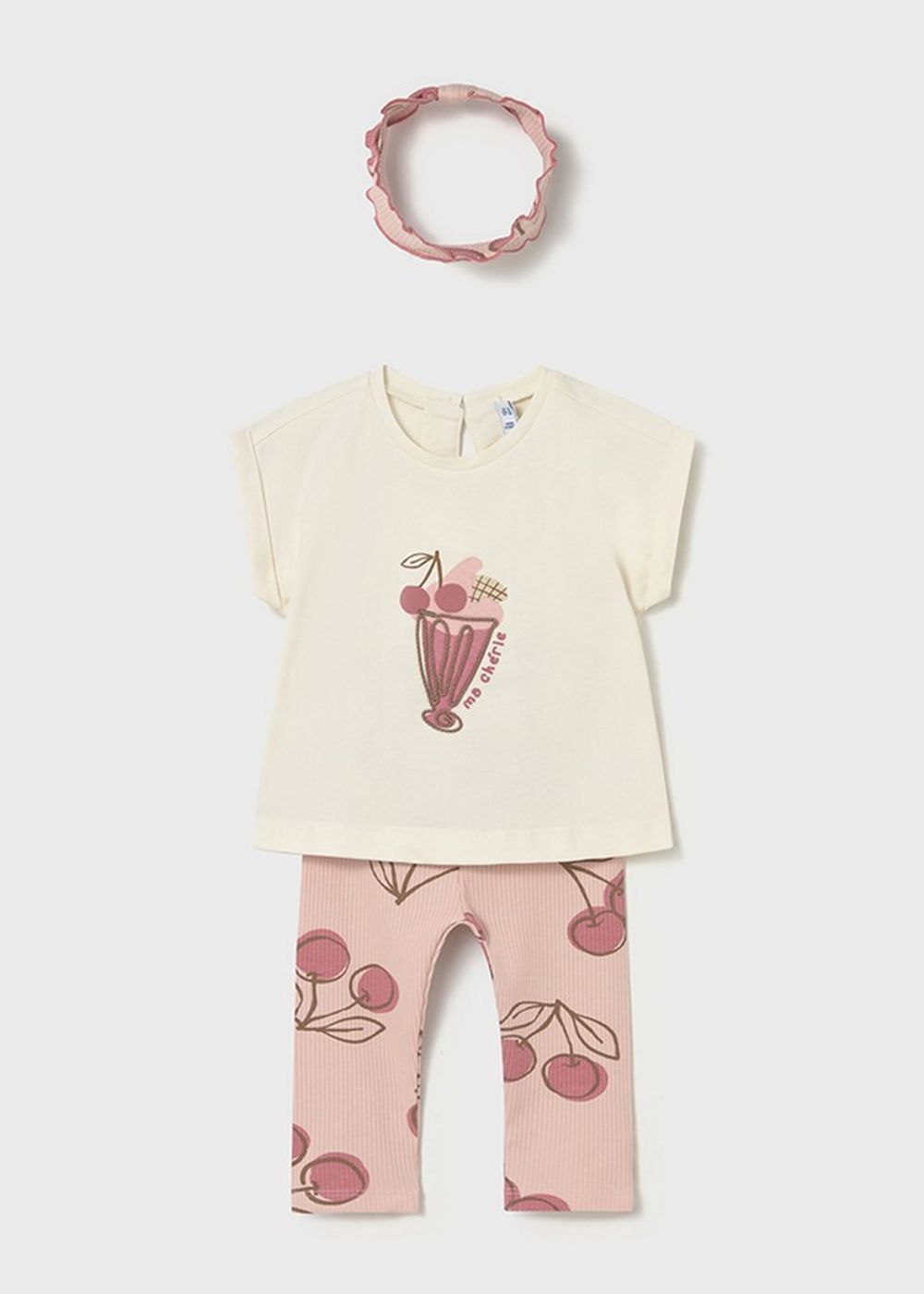 футболка с леггинсами и повязкой на голову