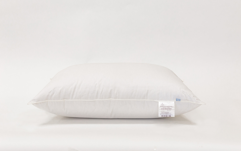 Подушка упругая 40х40 German Grass 3 Stars Familie Down