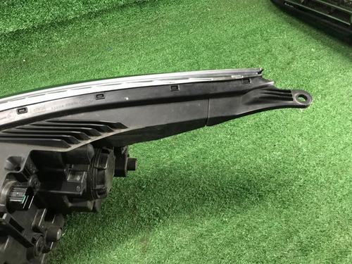 Фара правая Kia Seltos (2019-н.в.) LED