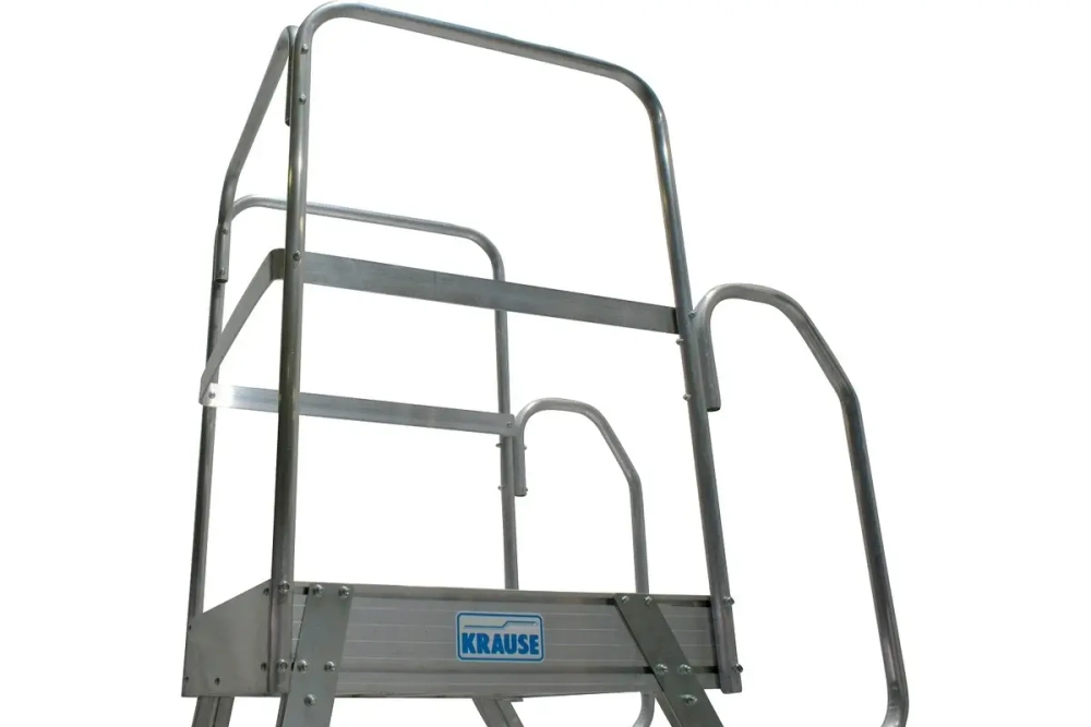 Лестница с площадкой 3 ступ