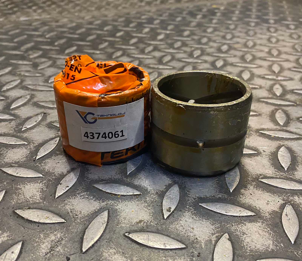 Втулка 4374061