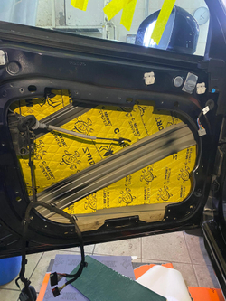 Виброизоляция Comfortmat SPIDER 3,5мм 50х70см- 10 листов