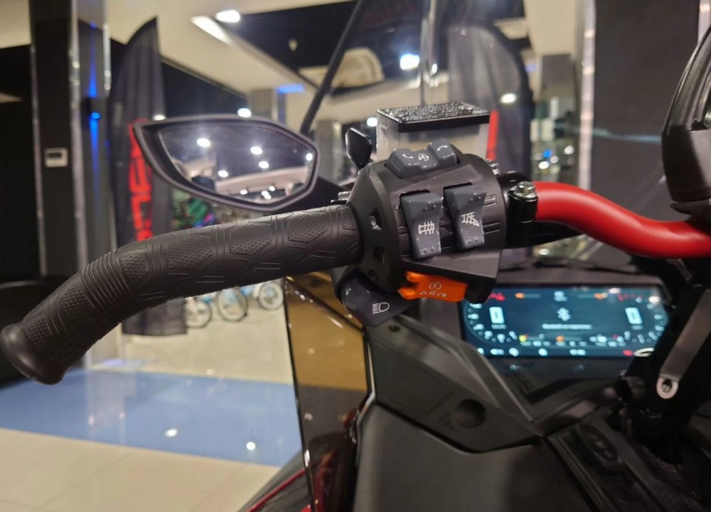 Снегоход AODES Siberiacross 1000 SWT