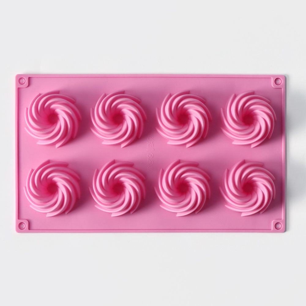 Форма для выпечки «Немецкий кекс», силикон, 17×29×2,5 см, 8 ячеек