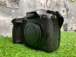Panasonic Lumix GH5