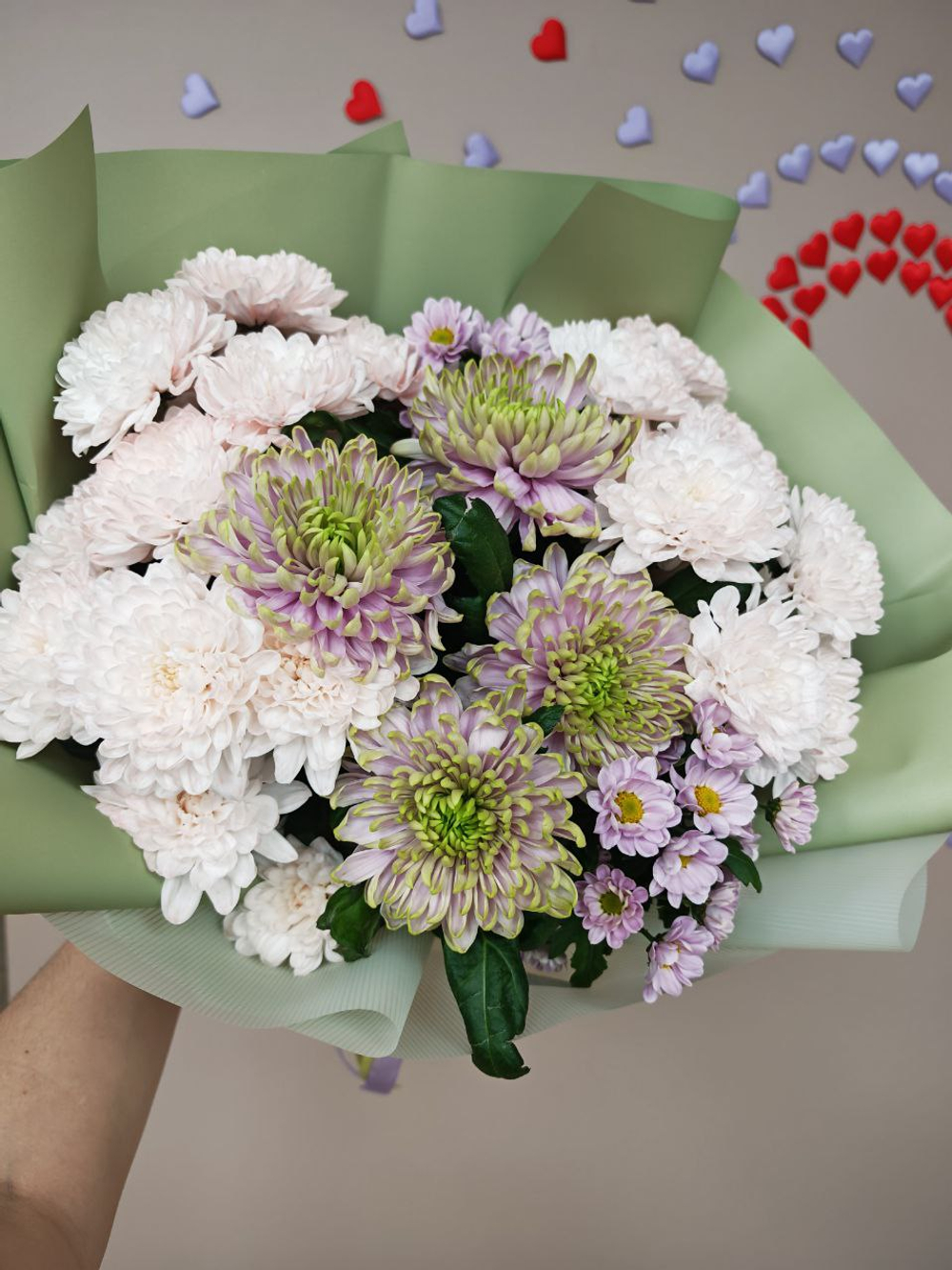 Букет из разных сортов хризантемы