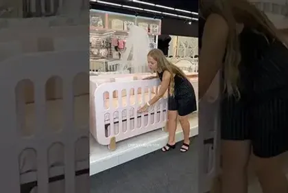 Детская кроватка и комод Baby Chipak