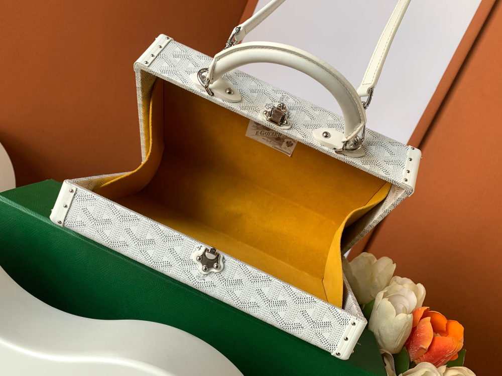 Goyard Grand Hotel Trunk Bag
