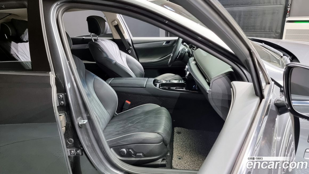Genesis G80 (RG3) Бензин 2.5 Turbo AWD (05.2020)