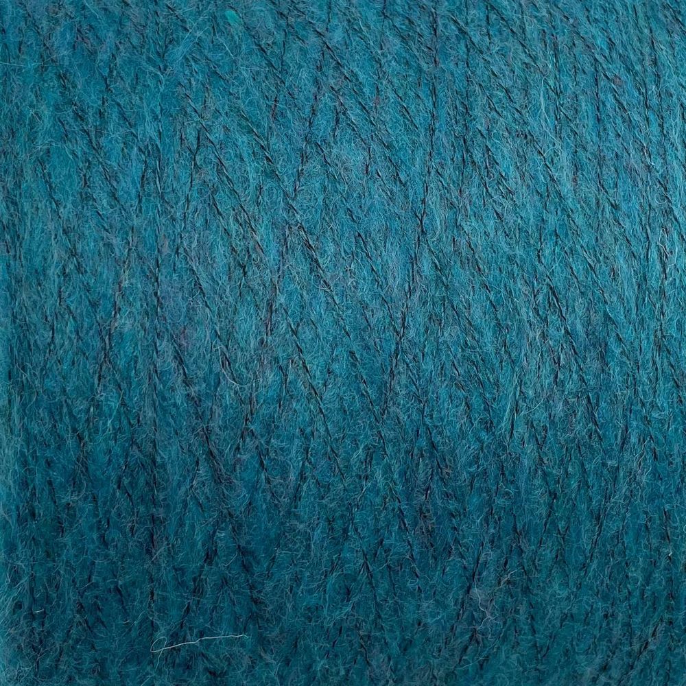 LAGOPOLANE 18% вспушенный меринос 17% полиамид 46% полиакрил 15% нейлон 4% др. волокна