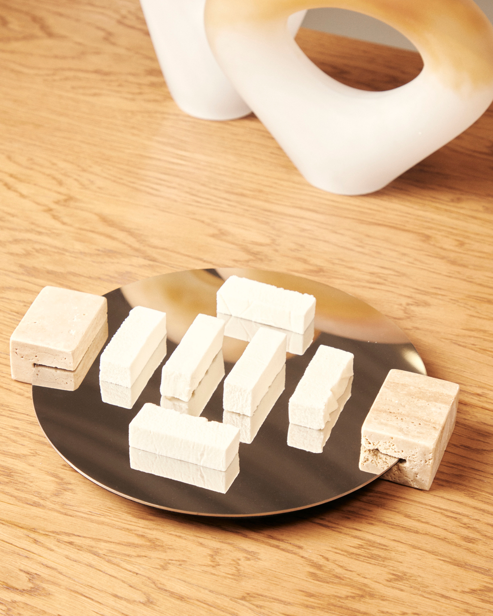 Поднос зеркальный Травертин