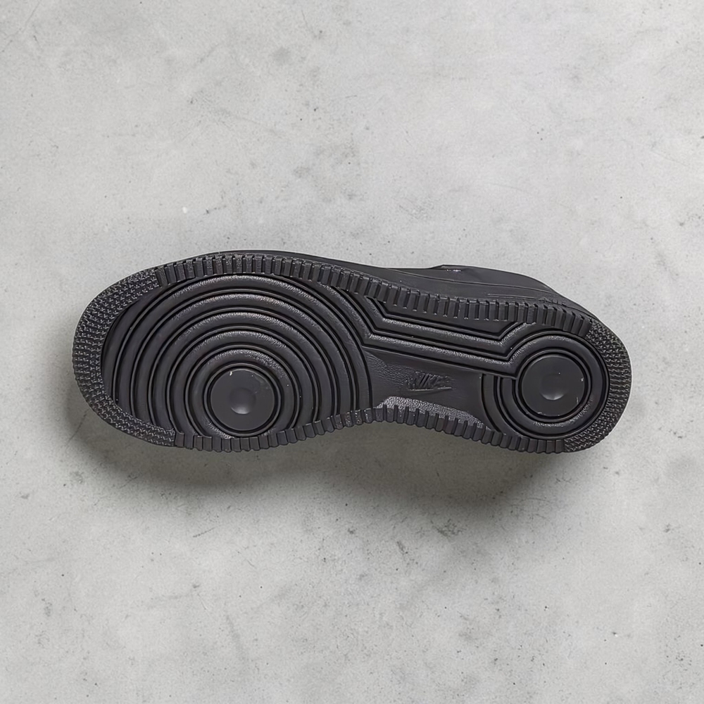 Nike Air Force 1 Low Foamposite Pro  • Black