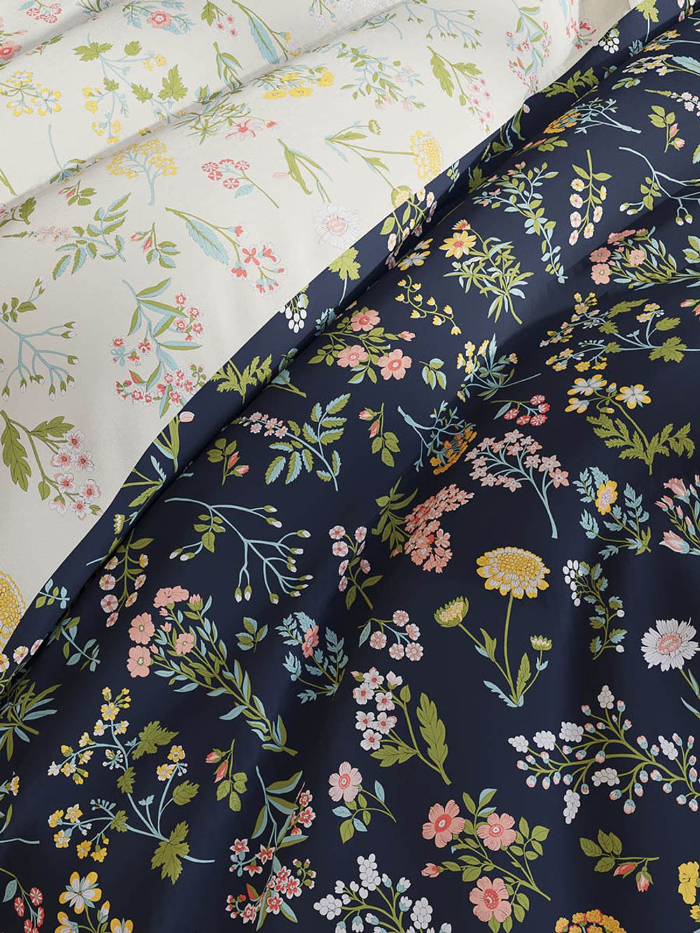 Постельное белье сатин Milky Garden "Botany/Botany" 1,5-спальный на молнии Наволочка 50х70 см 2 шт Простынь на резинке 90х200 см Пододеяльник 145х215 см