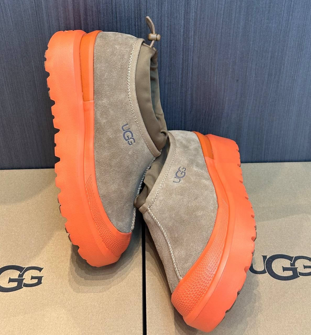 UGG