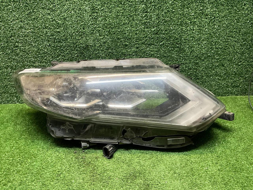 Битая Фара правая Nissan X-Trail T32 (17-22) LED