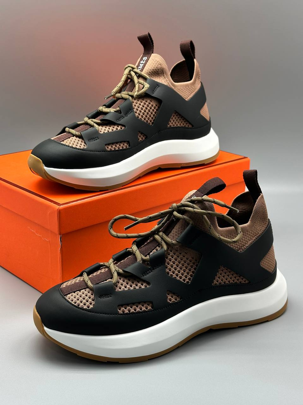 Кроссовки Hermes