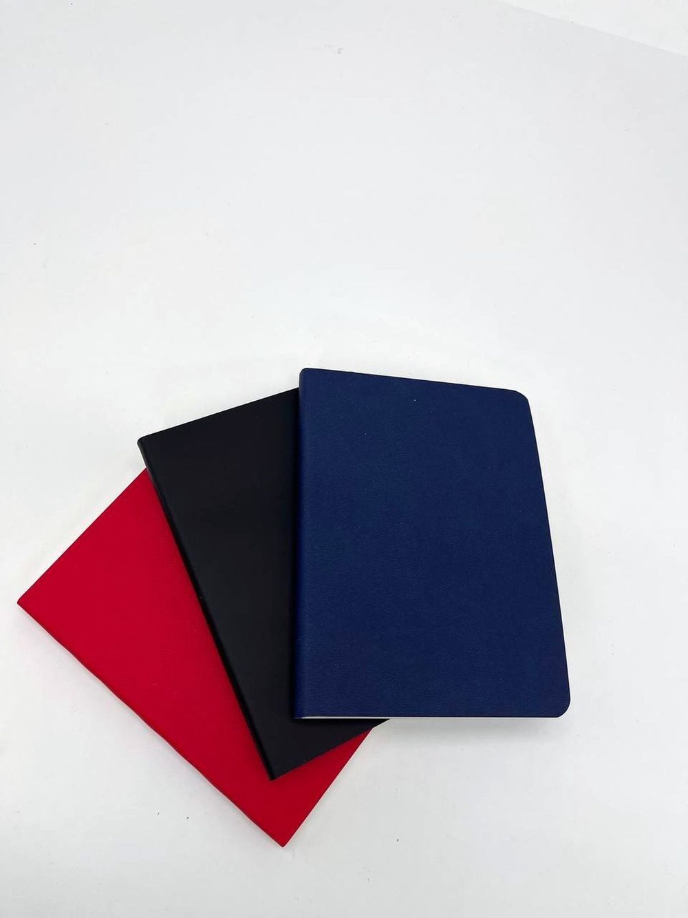 Набор 3 блокнота 88л (138*102мм) лин. графит, красный, т.синий (5447-11)