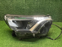 Фара правая Toyota RAV 4 CA40 (2015-2019) галоген