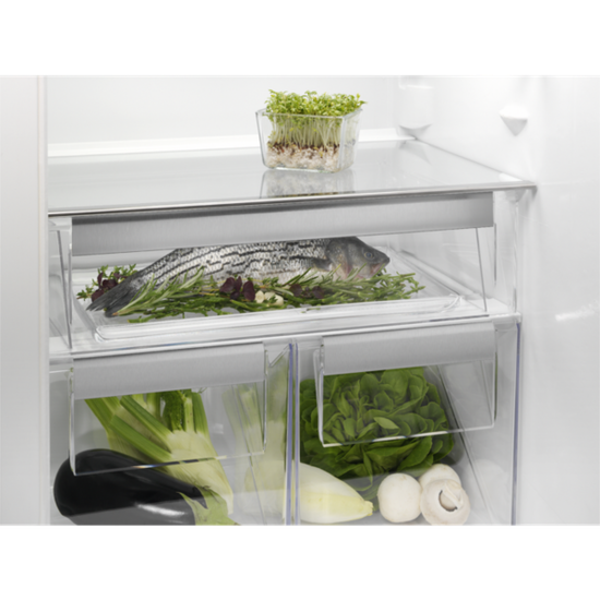 Встраиваемый холодильник Electrolux ERX 3214 AOX