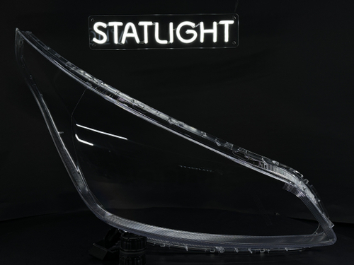 Правое стекло фары KIA RIO 4 2017-2020