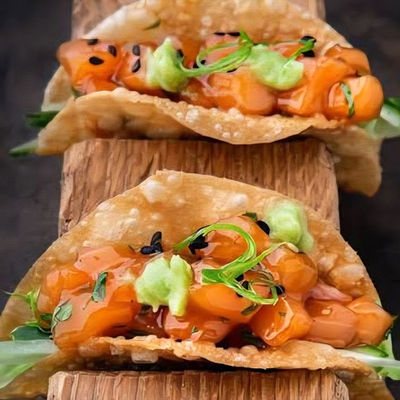 Мини такос с лососем