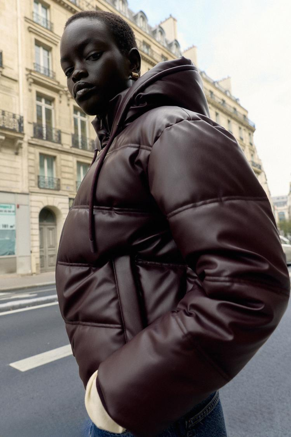 ZARA ВОДОНЕПРОНИЦАЕМЫЙ ВЕТРОЗАЩИТНЫЙ АНОРАК ИЗ ИСКУССТВЕННОЙ КОЖИ, БУРГУНДИ