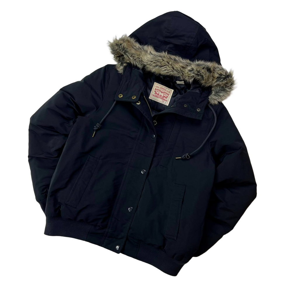 Пуховик Levi's