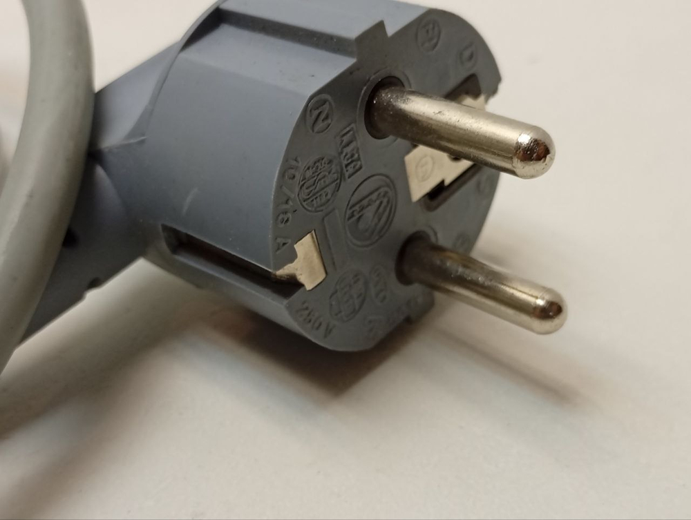 WFXI2840EU кт22 Сетевой шнур стиральной машины Bosch Siemens 481580 б/у