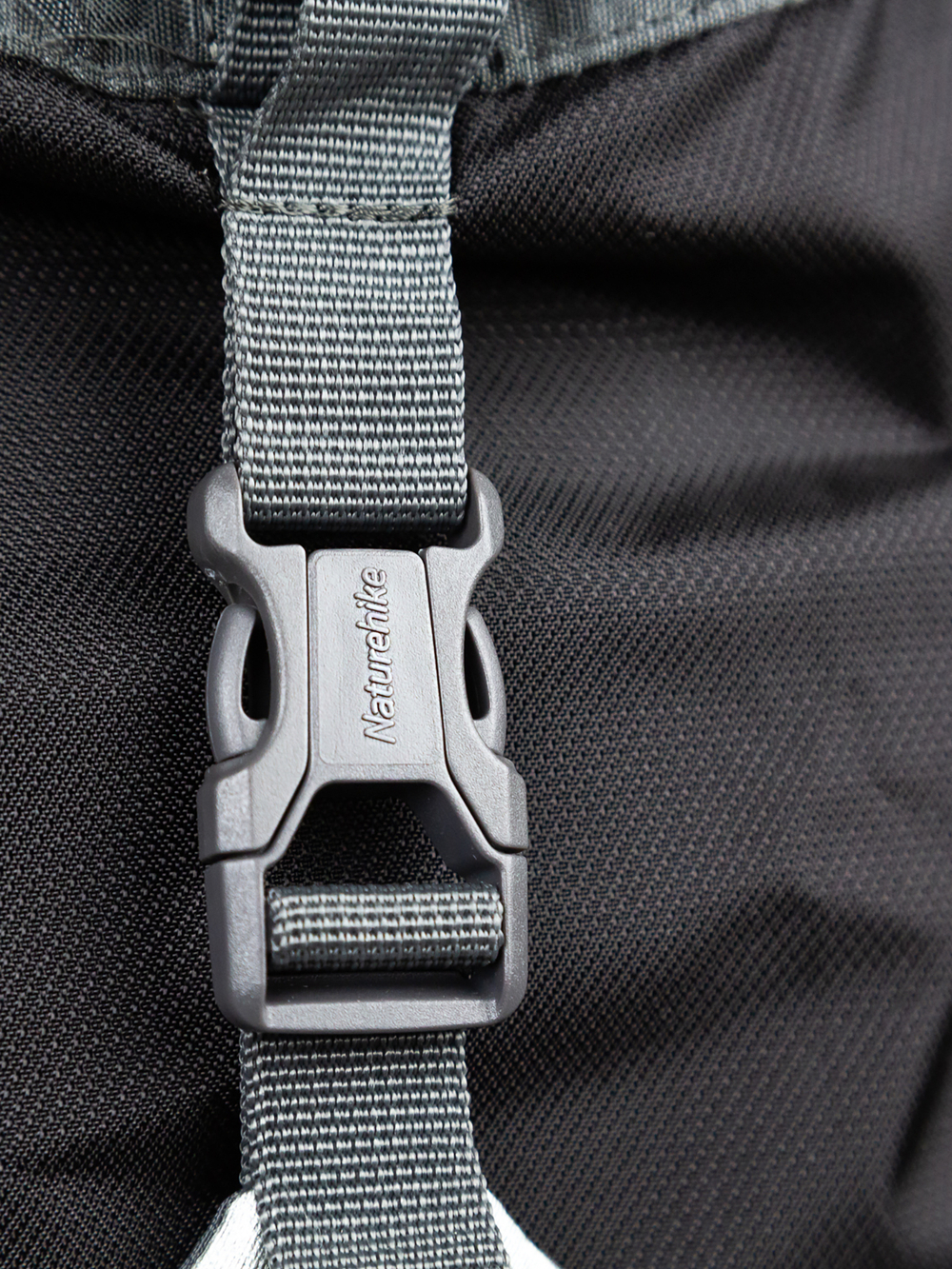 Рюкзак туристический Naturehike, 70л, серый (NH70B070-B)