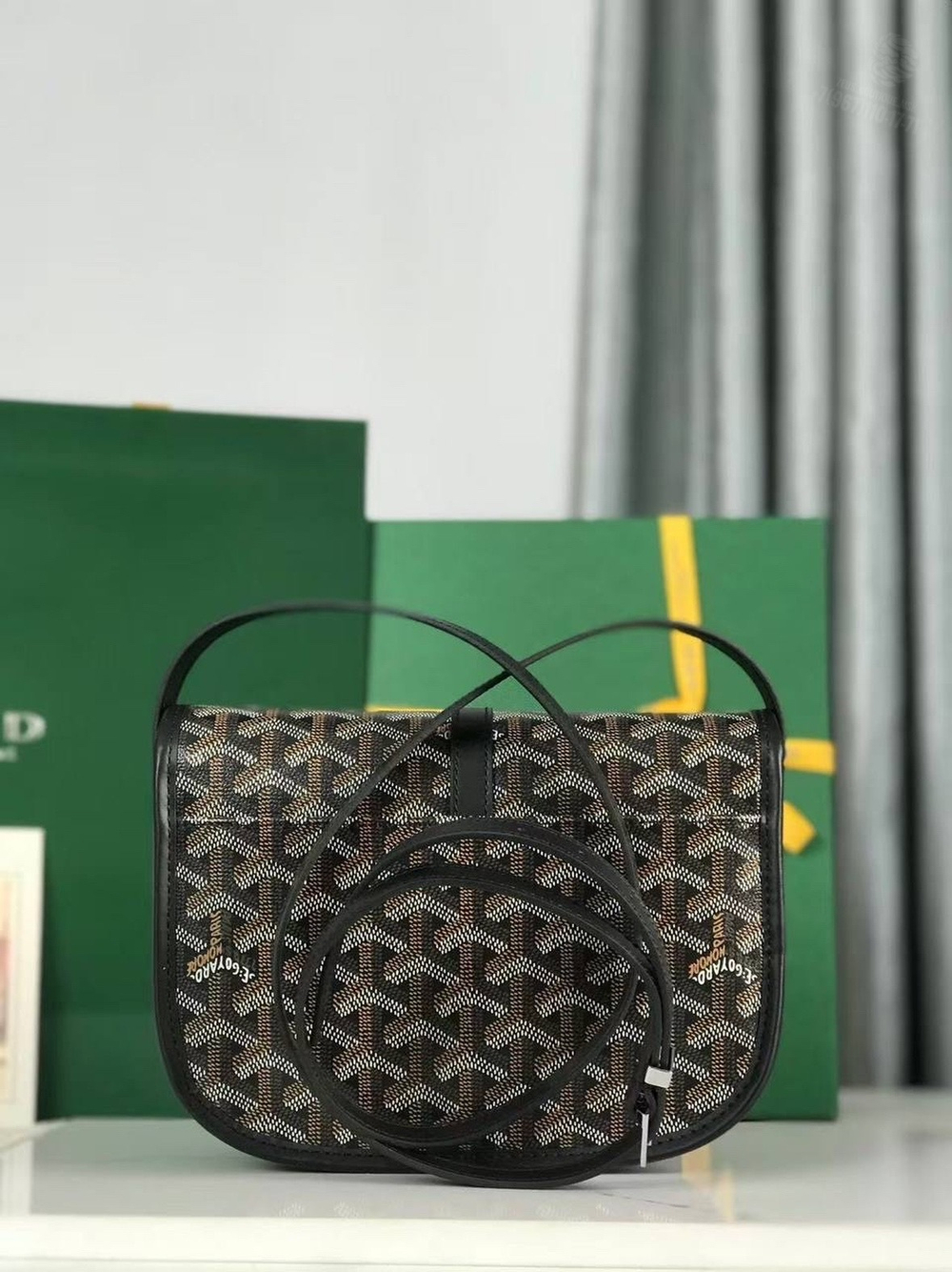 Мессенджер-Сумка через плечо Goyard
