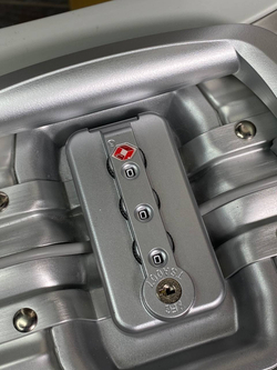 Чемодан Rimowa