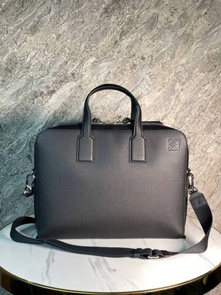 Портфель Loewe