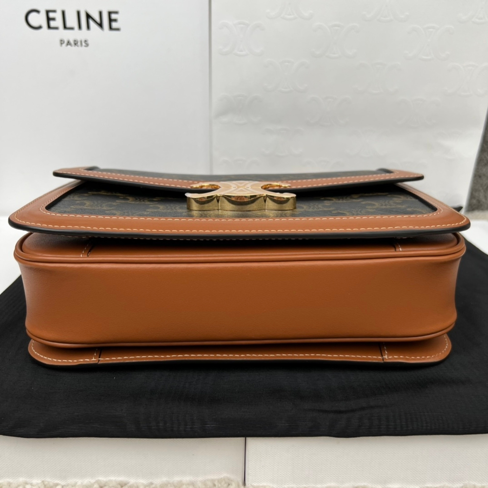 Celine Triomphe Bag 22 cm