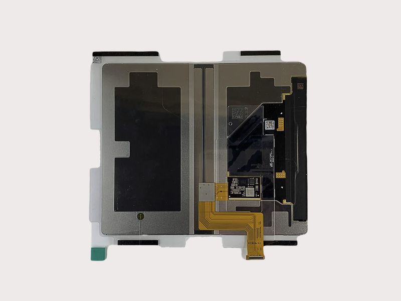 Внутренний дисплей для Google Pixel Fold