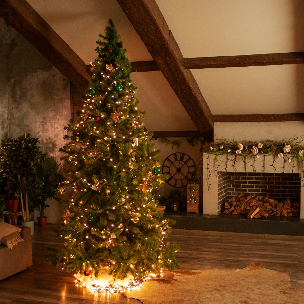 ULD-S10000-1000-DGA WARM WHITE IP20 Гирлянда светодиодная. 100м. 1000 светодиодов. Теплый белый свет. Провод зеленый. ТМ Uniel