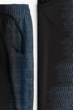 H&M Комплект из футболки и шорт из функциональной ткани DryMove, черный