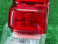 Фонарь левый Toyota Land Cruiser Prado 150 (2009-2013)