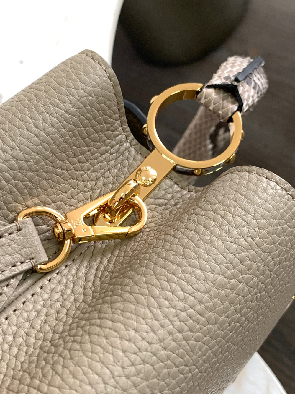 Louis Vuitton Capucines BB
