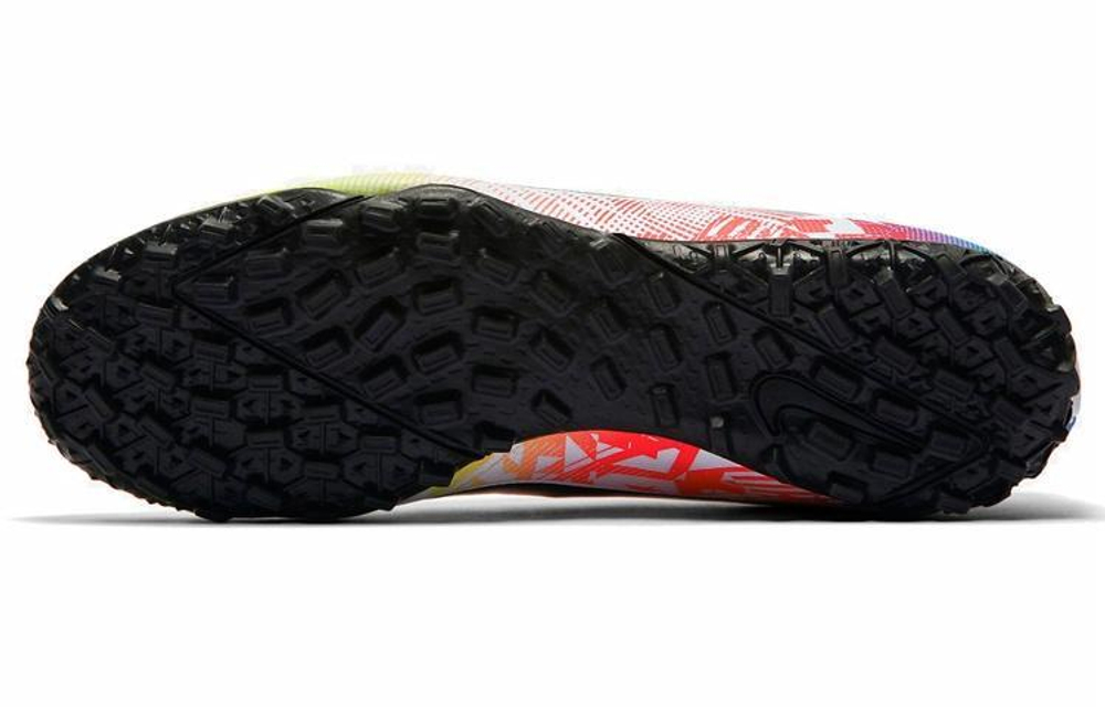 Кроссовки Nike Mercurial Vapor 13