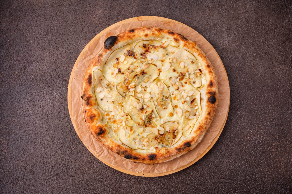 Пицца груша горгонзола 28см. 490гр.