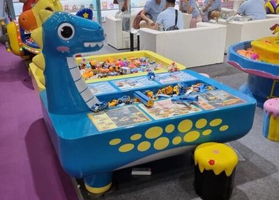 Стол конструктор "Дино"