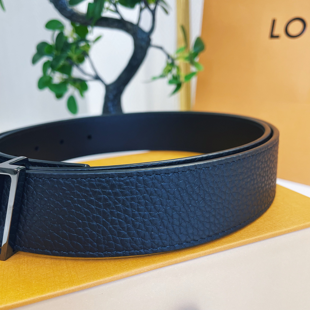 Louis Vuitton Двухсторонний кожаный ремень