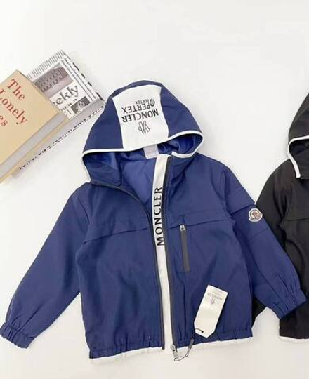 Ветровка Moncler