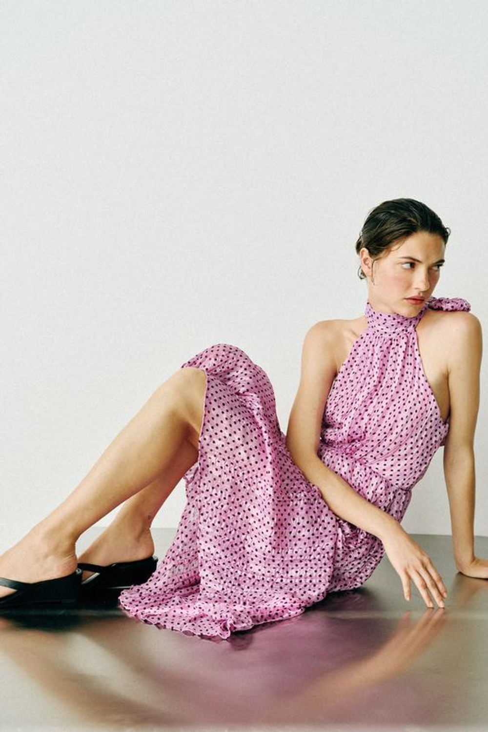 ZARA ПЛАТЬЕ МИДИ В ГОРОШЕК С БАНТОМ, РОЗОВЫЙ/ЛИЛОВЫЙ
