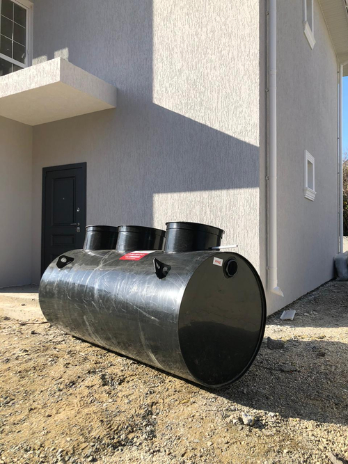 Станция биологической очистки Канада Pro 50.0 S Горизонтальная / 50000 л. в сутки / 250 чел. / самотечный сброс / компрессорная аэрация (900x220x250см;черный) - арт.556105