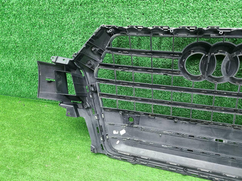 Решетка радиатора Audi Q7 2 4M (2015-2019)